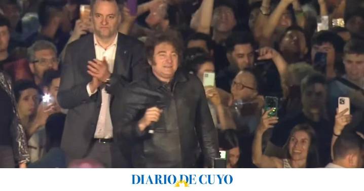 Milei habló del dólar y reveló que negocia un préstamo de EEUU