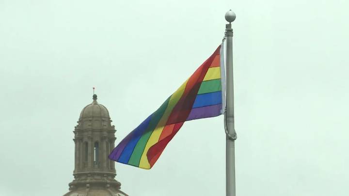 Advocacy groups launch legal challenge to Alberta's new school pronoun law
