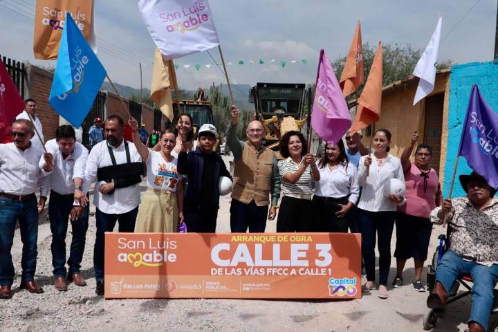 Alcalde Galindo inicia rehabilitación vial en la Delegación La Pila
