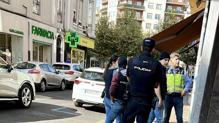 Desmantelado un punto de venta de droga en pleno centro de León