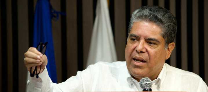 Contralor pide que regalías dejen "de ser vistas como transferencias fragmentadas"