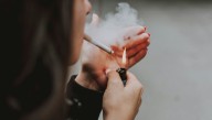 Adiós a fumar en todos estos lugares