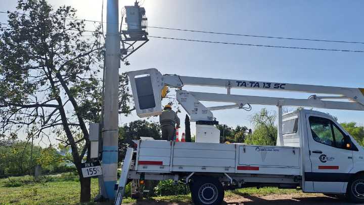 Se registraron graves daños en el sistema eléctrico tras el temporal de viento