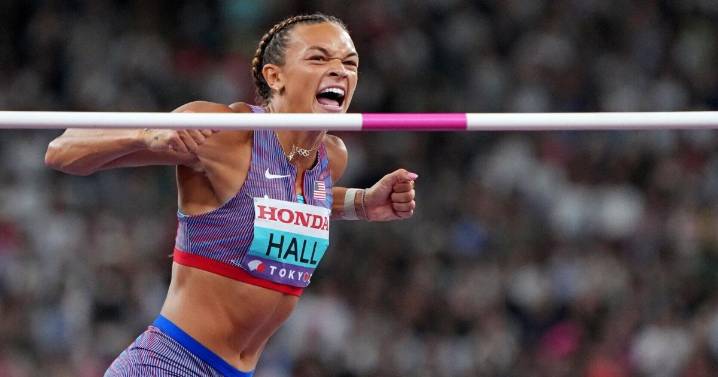 Anna Hall wins heptathlon world title, creates club with Jackie Joyner