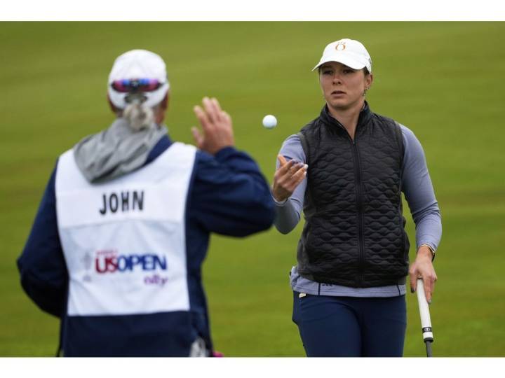 Vancouver’s Leah John within reach of LPGA Tour card as Epson Tour season winds down