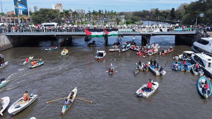Caravana por río y tierra contra el genocidio en Gaza