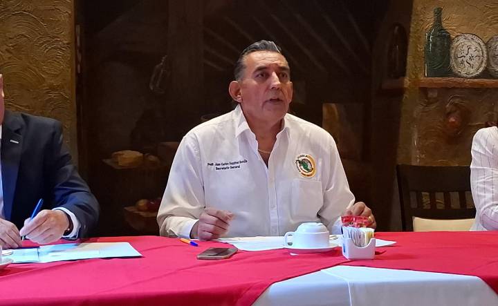 Rechaza SITEM intento de cerrar Normal de Teteles y exige que gobierno atienda a las estudiantes