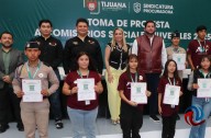 Toman protesta a 154 comisarios sociales juveniles de la sindicatura
