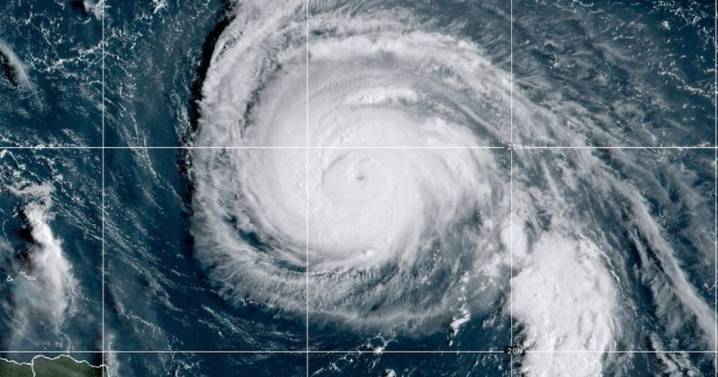 Surge tormenta tropical Imelda cerca de Bahamas y podría convertirse en huracán en los próximos días