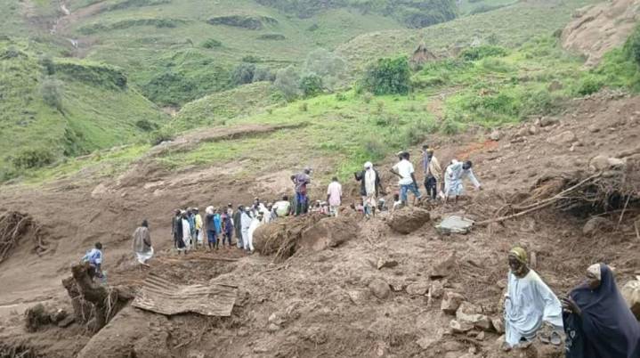 Más de 1.000 muertos por deslizamiento de tierra en aldea de Sudán