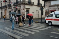 Ambiente caluroso y lluvias intensas en Michoacán