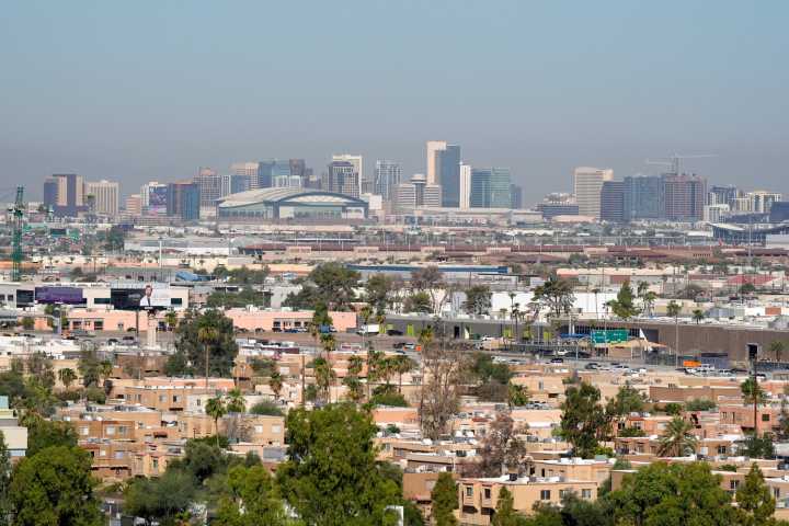Household income growth in Phoenix among the top 20 nationwide, report shows