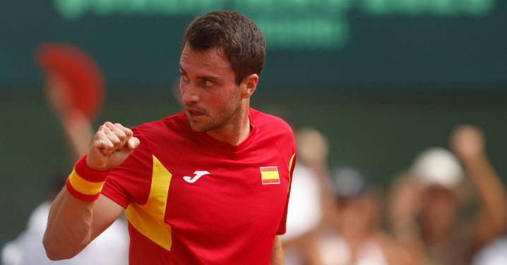 Un Pedro Martínez impecable iguala la eliminatoria de Copa Davis en Marbella (6