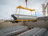 "Imponente operativo": arribó al puerto de Buenos Aires la segunda tanda de 90 tolvas cerealeras