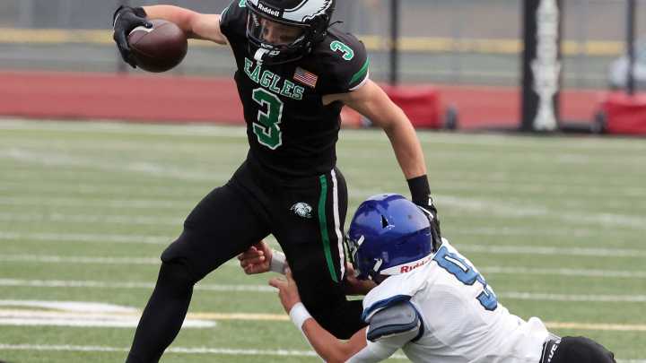 North Mason football forces six turnovers in shutout win