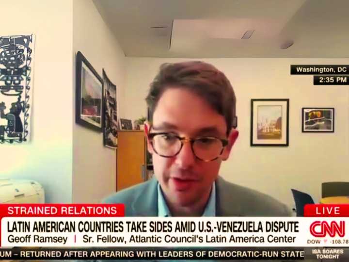 Exdirector de WOLA no cree que despliegue de EEUU en el Caribe genere cambio político en Venezuela
