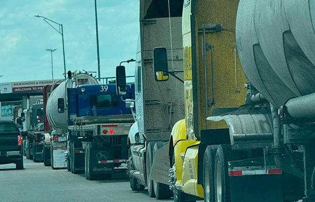 Complica tráfico de puente dos logística de maquilas