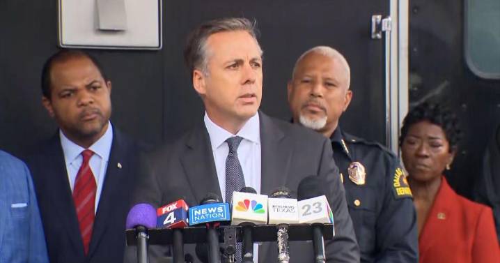 5 things to know for Sept. 25: ICE facility shooting, Government shutdown, Hurricane season, Cyberattacks, Powerball winner