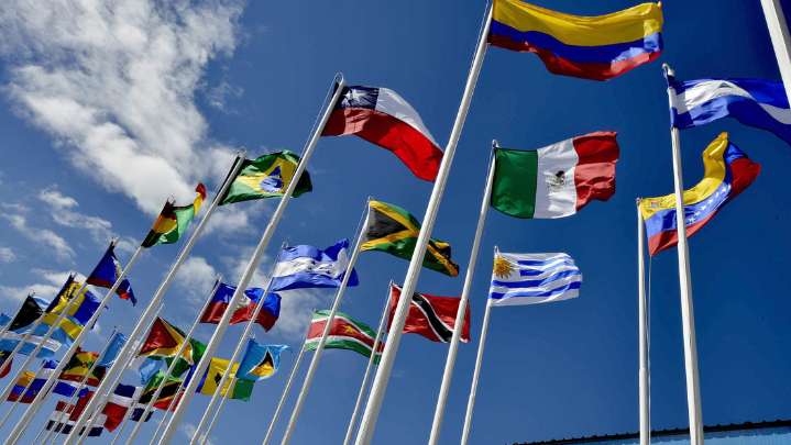 Venezuela pide a la CELAC exigir el retiro inmediato de tropas de EEUU cerca de su frontera