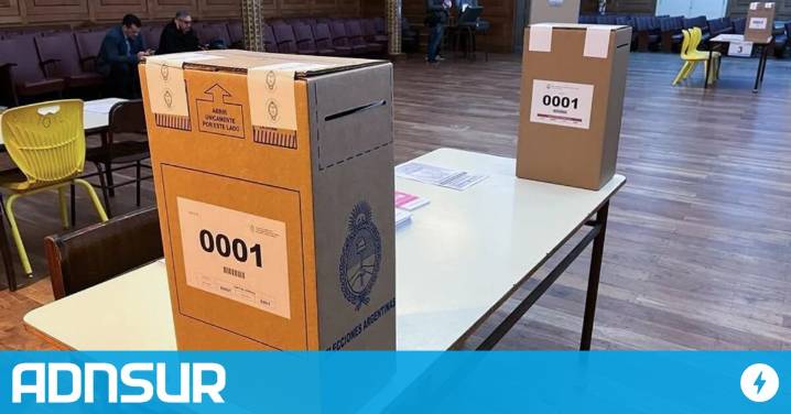 Milei y Kicillof miden fuerzas en la elección en la provincia de Buenos Aires en clave nacional