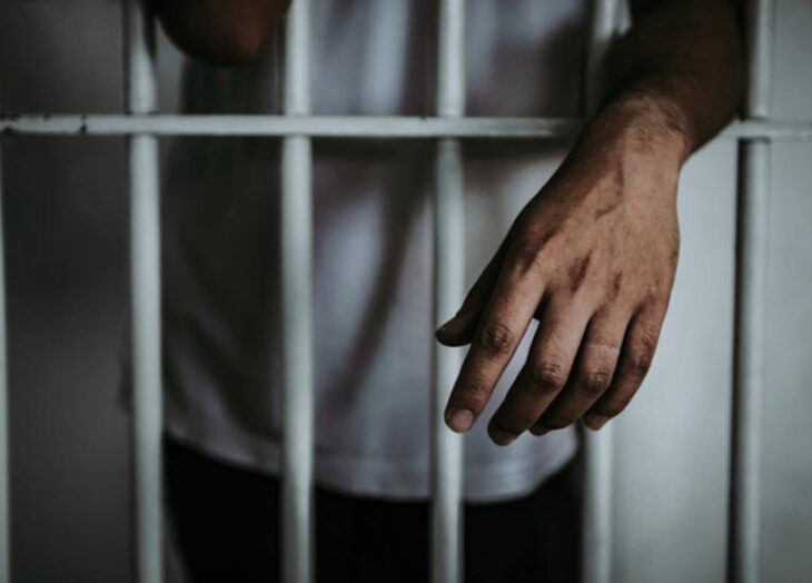 Condenado por abusar de sus hijas en El Manteco