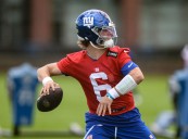 What Is Jaxson Dart’s Net Worth in 2025? Contract Breakdown, Earnings, Salary, Endorsement Deals and More Find out New York Giant’s QB Jaxson Dart Net Worth, contract details, his salary and career ea