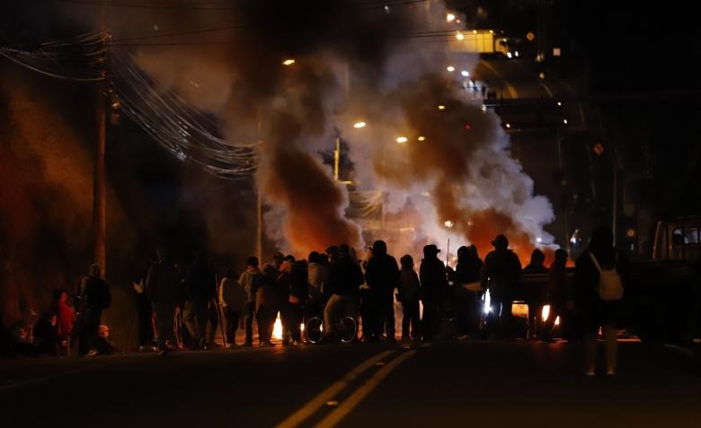 Gobierno de Ecuador aseveró que "estructuras criminales-terroristas" emboscaron a militares