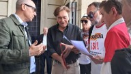 Sijena alza la voz a las puertas del MNAC en Barcelona: "¡Cumplan la sentencia ya!"