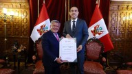 José Jerí condecora a César Acuña por su “labor parlamentaria” que nadie recuerda