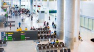 Ciberataque en aeropuertos de Europa provoca oleada de retrasos y cancelaciones en Bruselas, Berlín y Heathrow