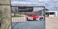 Un hombre realizaba tareas de mantenimiento en un aire acondicionado que explotó, perdió un brazo y está grave