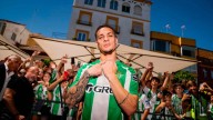 ‘Iluminado’, la nueva marca de Antony y el Real Betis en colaboración con Hummel