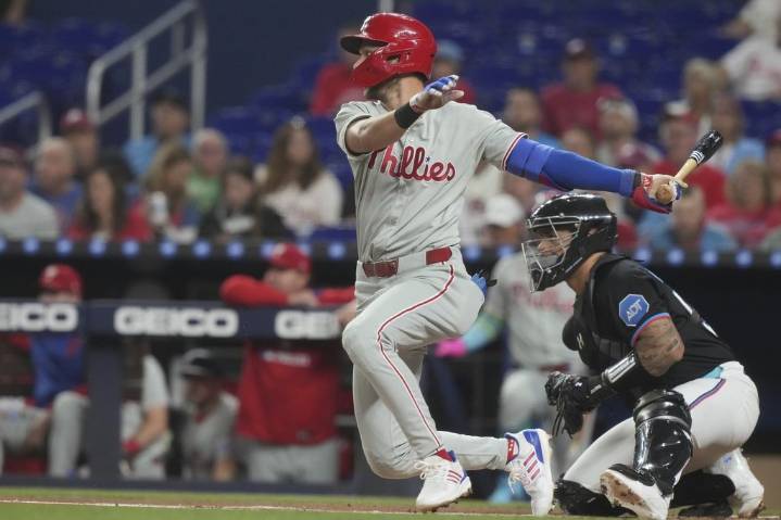 Trea Turner returns for Phillies from hamstring injury ahead of playoffs with batting title in sight