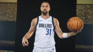 Mavericks’ Klay Thompson looking to reach ambitious feat only 9 players have ever accomplished