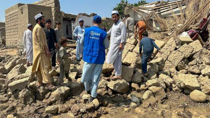 Ya son más de 1.000 los muertos y 3.000 los heridos por el terremoto en Afganistán