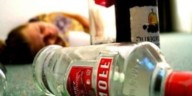 Doctor explica efectos del licor adulterado tras intoxicación masiva que dejó nueve muertos en Barranquilla