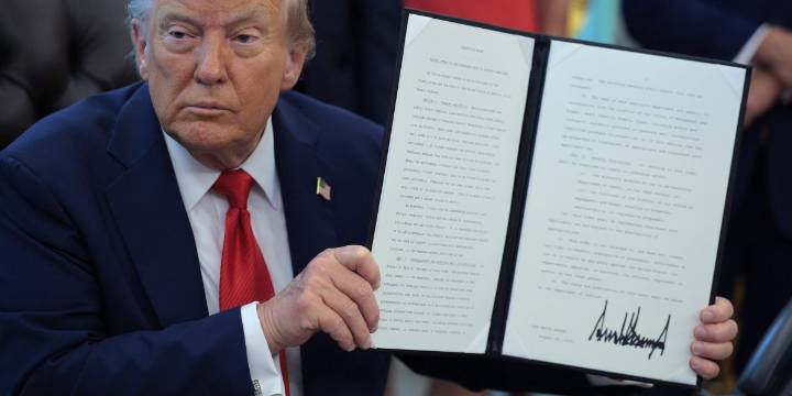 Trump quashes health concerns on Truth Social, 'never felt better in my life' and tees up next battle with Fed's Lisa Cook