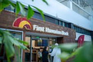 First Hawaiian Bank opens branch at Lahaina Cannery Mall