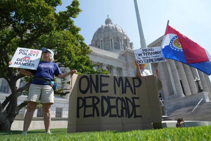 Trump-backed plan to redraw Missouri congressional districts draws opposition at first hearing