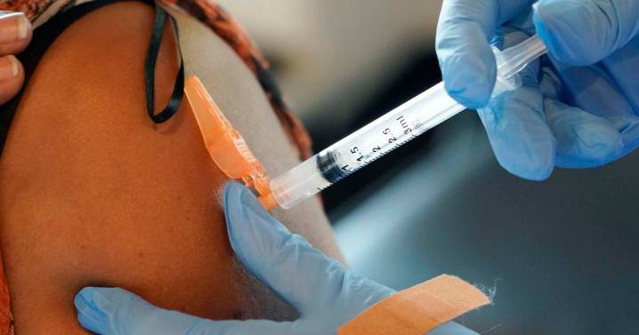New Mexico issues new state COVID-19 vaccine guidance to make shots easier to get