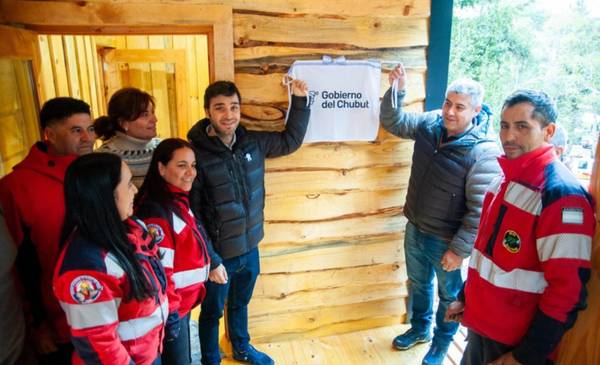 Torres inauguró la nueva base de brigadistas en Puerto Patriada