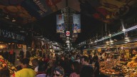Sabes que eres de clase media-baja si estas 6 costumbres son para ti un símbolo de estatus social