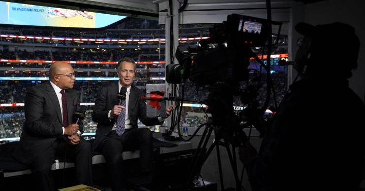 NBC's 'Sunday Night Football' celebrates 20 years of prime