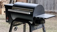 I just tested this AI-powered smoker — and its surprisingly good for under $500