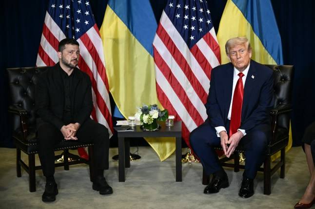 Trump’s shock shift on Russia and Ukraine’s land after meeting with Zelensky