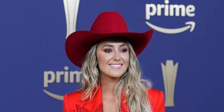 Country music star Lainey Wilson invites fans to Nashville corn maze depicting her