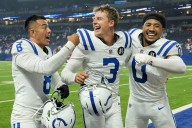 Deadspin | Spencer Shrader hits 5th field goal at buzzer to lift Colts past Broncos
