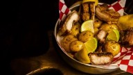 Cogua, el 'pueblo de la fritanga' y turismo espiritual a una hora de Bogotá: los precios de este tradicional plato colombiano en el municipio