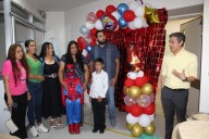 Vence cáncer niño de 5 años y toca campana en IMSS Chihuahua