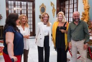 Almudena Martínez recibe a la directiva de Skal Internacional Cádiz